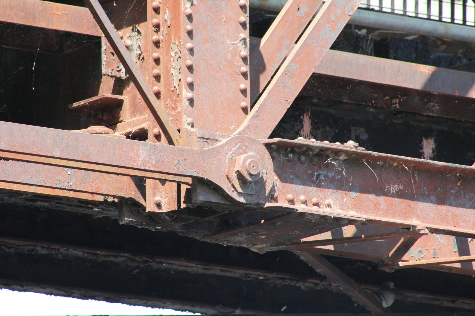 Lower connection, south span (span #1)